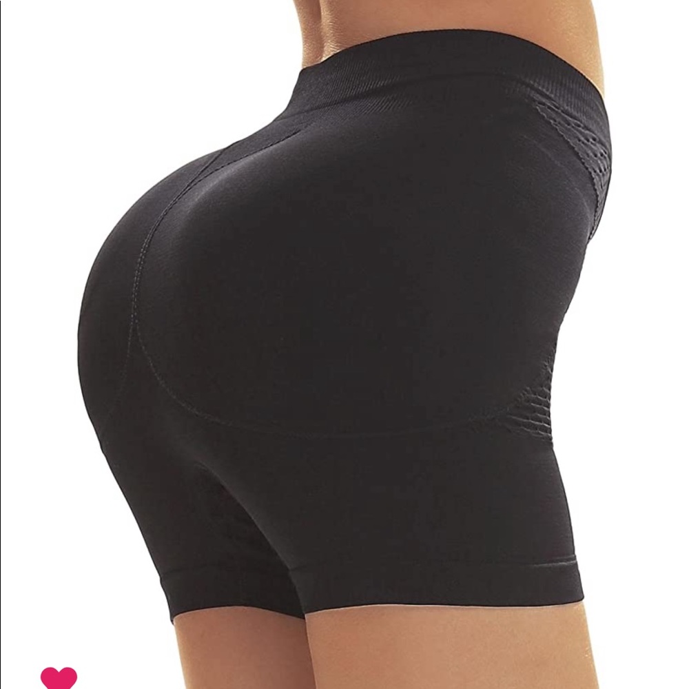 NWOT Women’s Padded Butt Lifter w/ removable pads